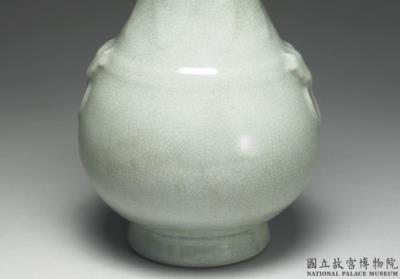 图片[2]-Hu vessel with appliqued animal masks carrying rings in green glaze, Qing dynasty, Yongzheng reign (1723-1735)-China Archive